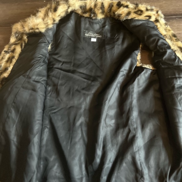 DONNA SALYERS FABULOUS FURS FAUX LEOPARD FUR HOOK VEST SIZE MEDIUM/Small - Picture 4 of 8